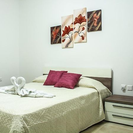 2 Bedroom Apartment Close To City Centre Tas-Sienja Exterior photo