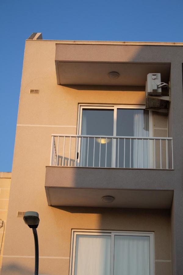 2 Bedroom Apartment Close To City Centre Tas-Sienja Exterior photo